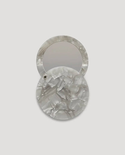 Circle Mirror in Grey Shell